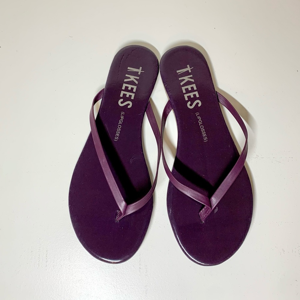 TKEES (Lipglosses) Flip Flops Purple Size 6